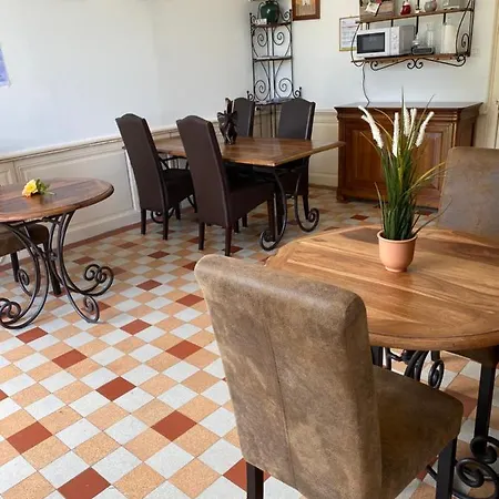 Au Fil Du Manoir Couette-café *